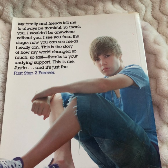 Books - Picture 2 of 3